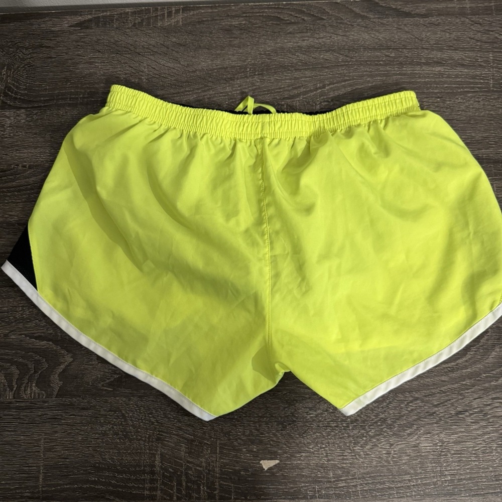 Nike Women's Dri FIT Tempo Running Shorts Medium Yellow 3" Lined - Picture 2 of 11